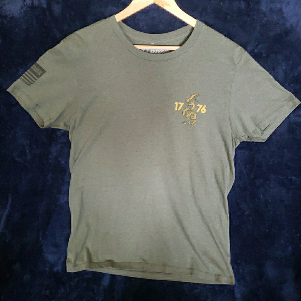 Men's Olive Green Rags Of Honor Graphic T-Shirt - 1776 Emblem